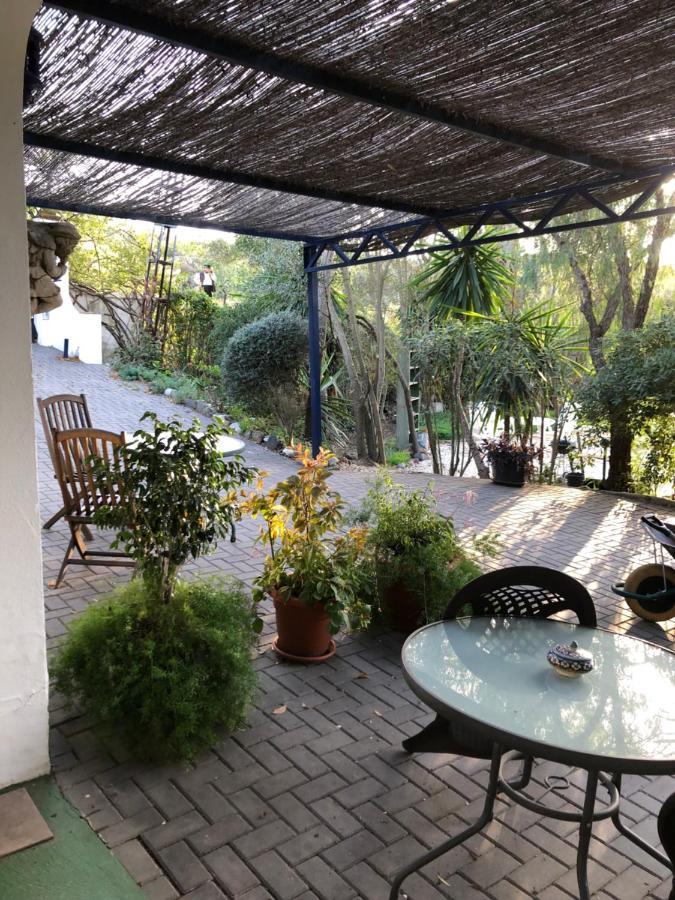 Finca El Rio, The Studio Self Catering With Pool And Hydrotherapy Jacuzzi Set In Beautiful Gardens, Guaro Ngoại thất bức ảnh